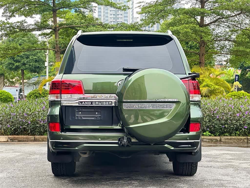Toyota Land Cruiser, 2012 6
