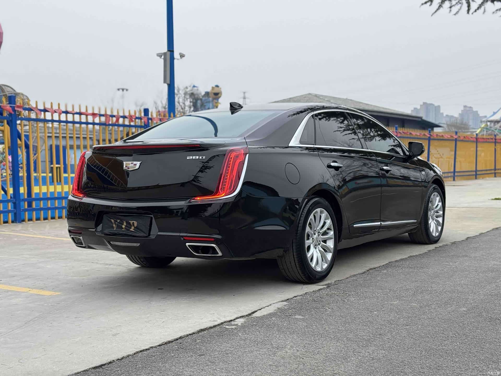 Cadillac XTS, 2018 13
