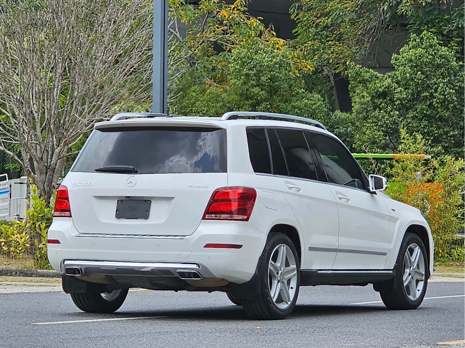Mercedes-Benz GLK-Class, 2015 8