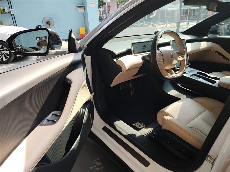 NIO ET5 NIO ET5