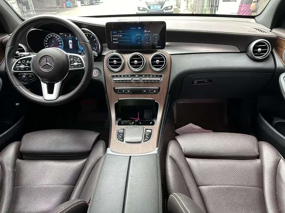 Mercedes-Benz GLC Mercedes-Benz GLC