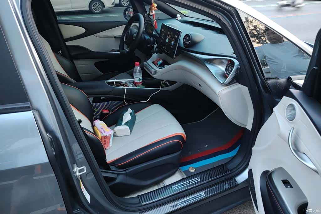 BYD Dolphin, 2022 8