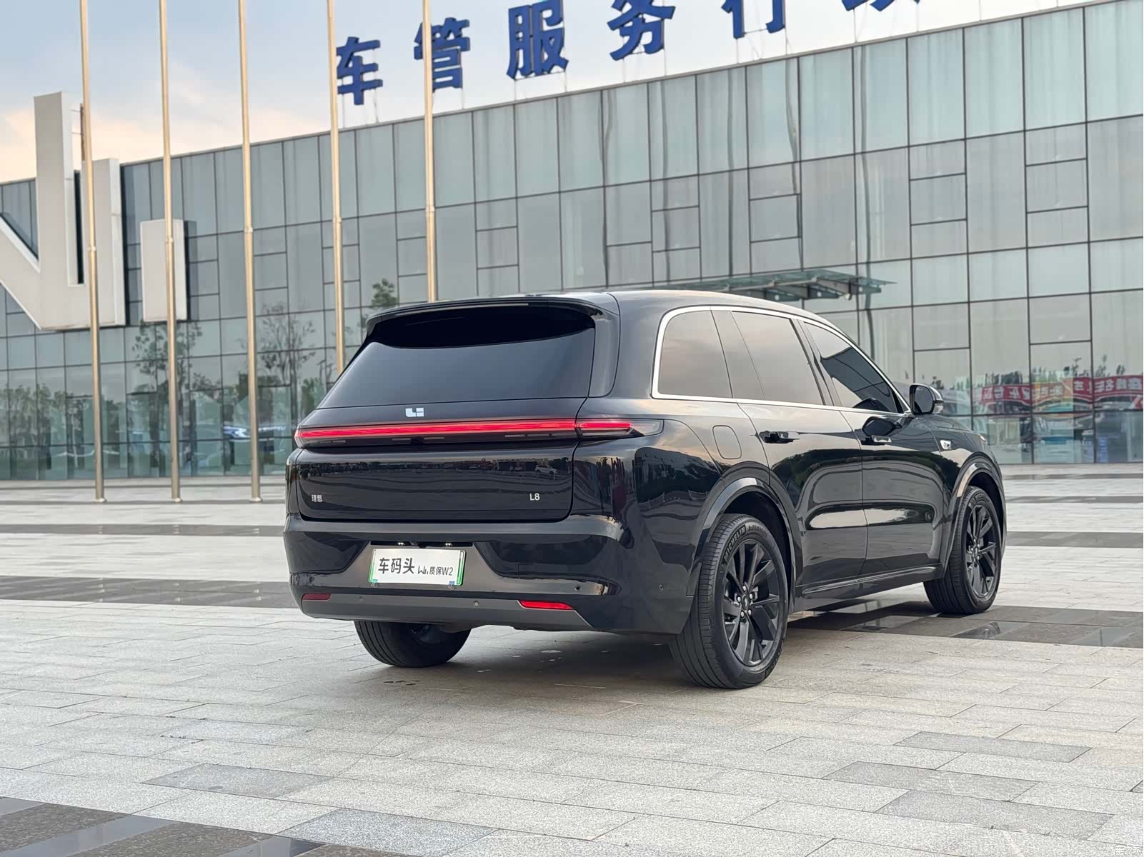 Li Auto L8, 2023 8