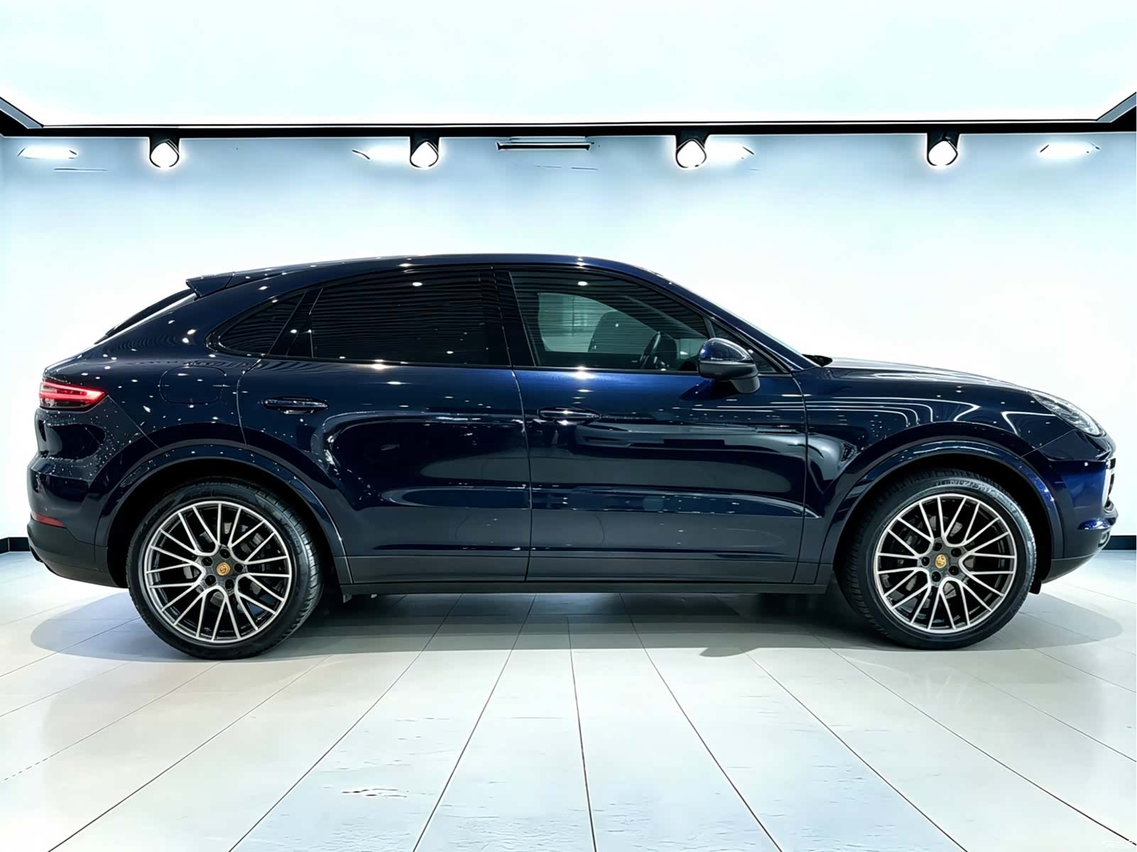 Porsche Cayenne, 2023 все фото