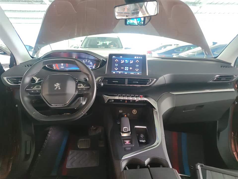 Peugeot 4008