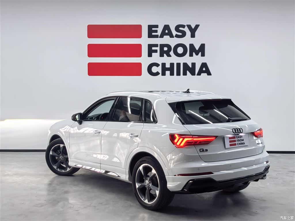 Audi Q3, 2022 4