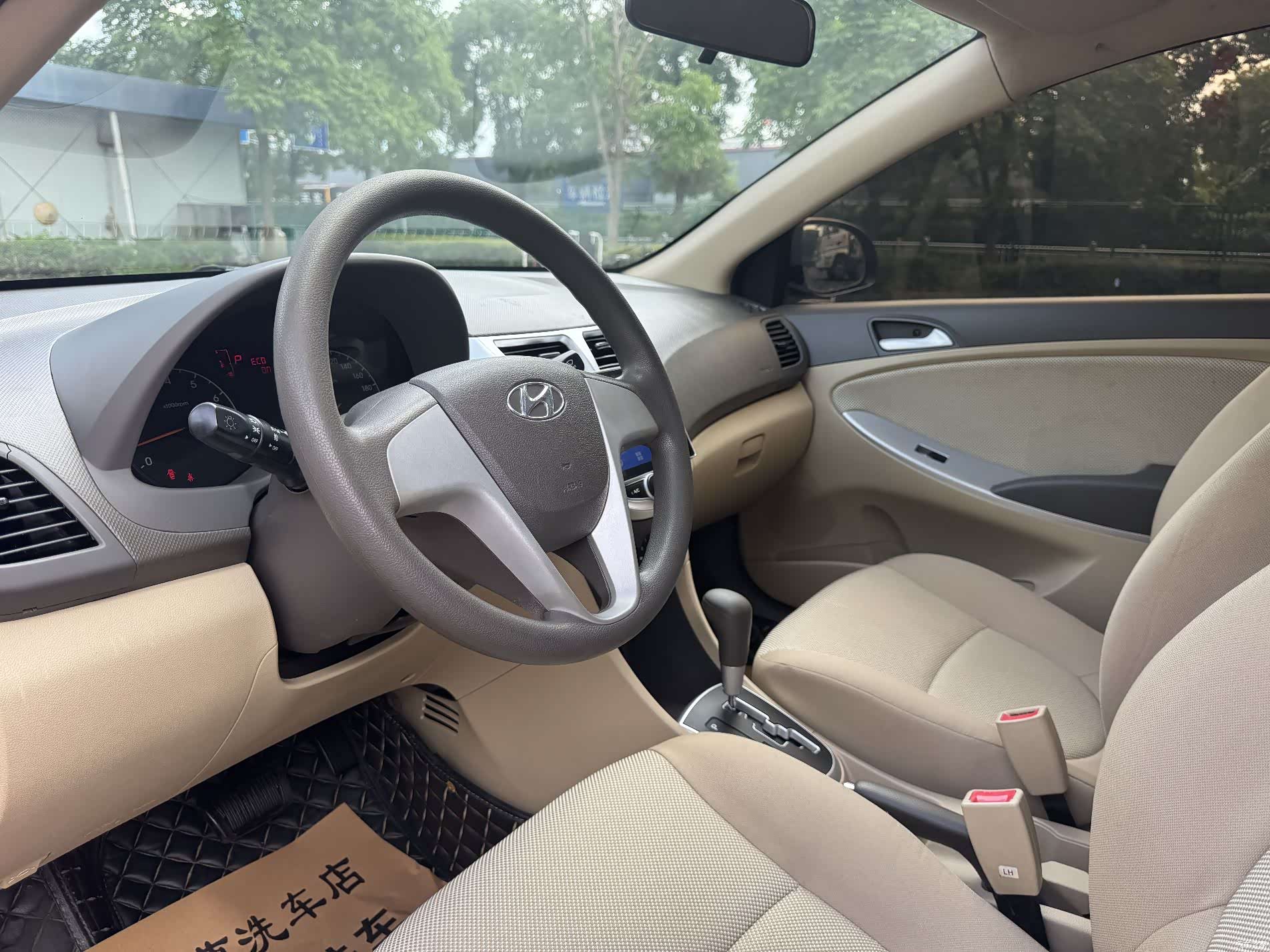 Hyundai GL, 2013 все фото