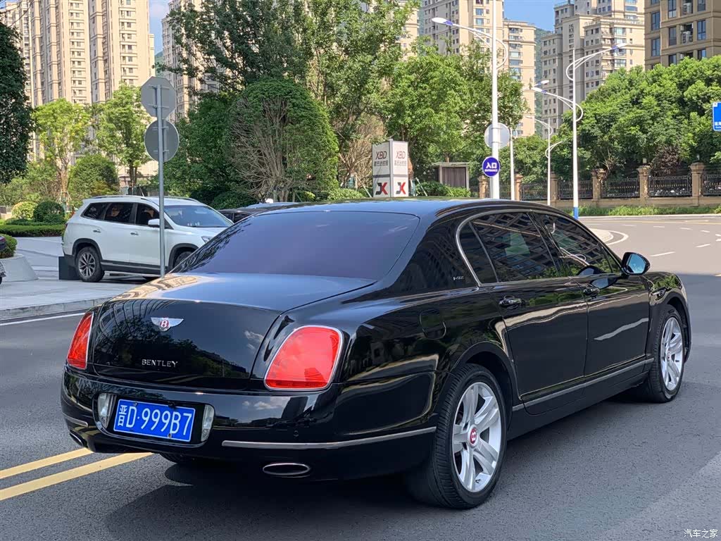 Bentley Flying Spur, 2012 4