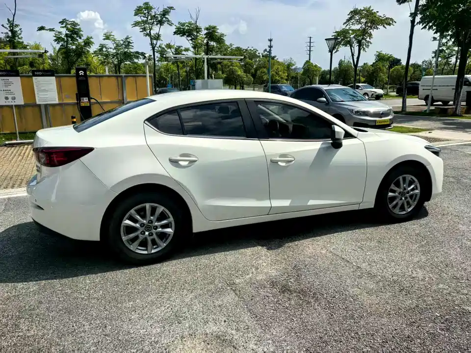 Mazda 3 Angkesaila Mazda 3 Angkesaila