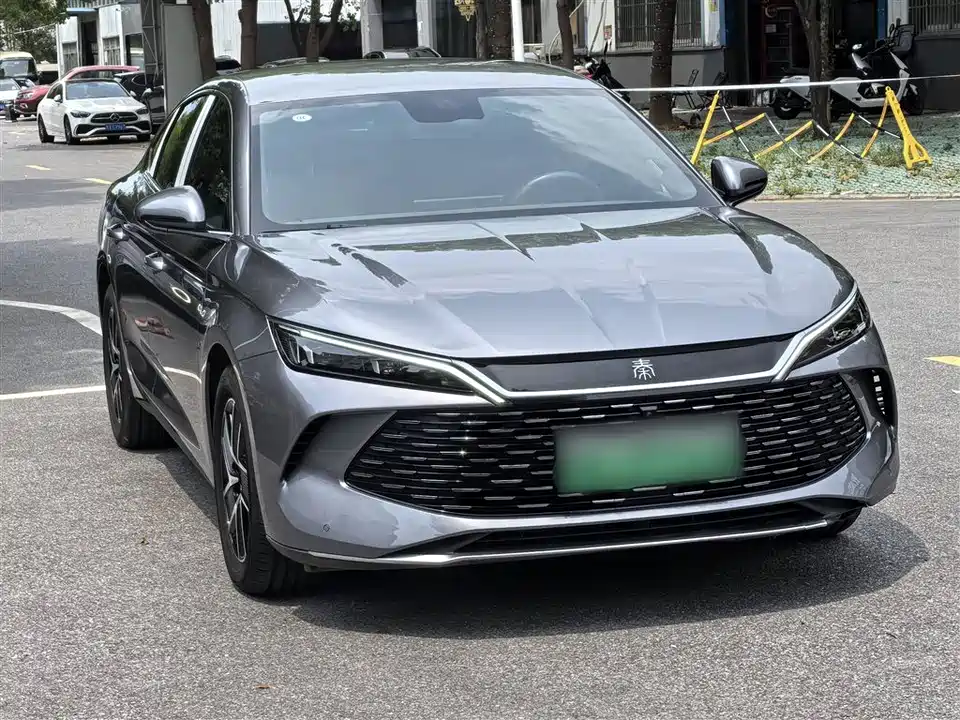BYD Qin L BYD Qin L