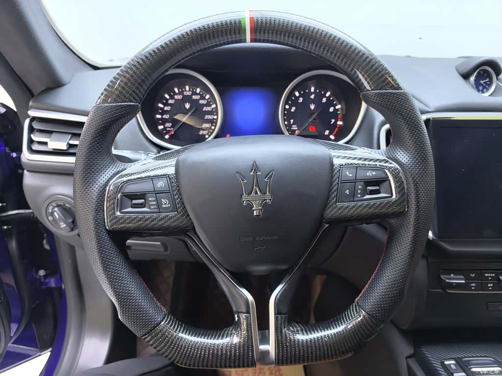 Maserati Ghibli, 2016 13