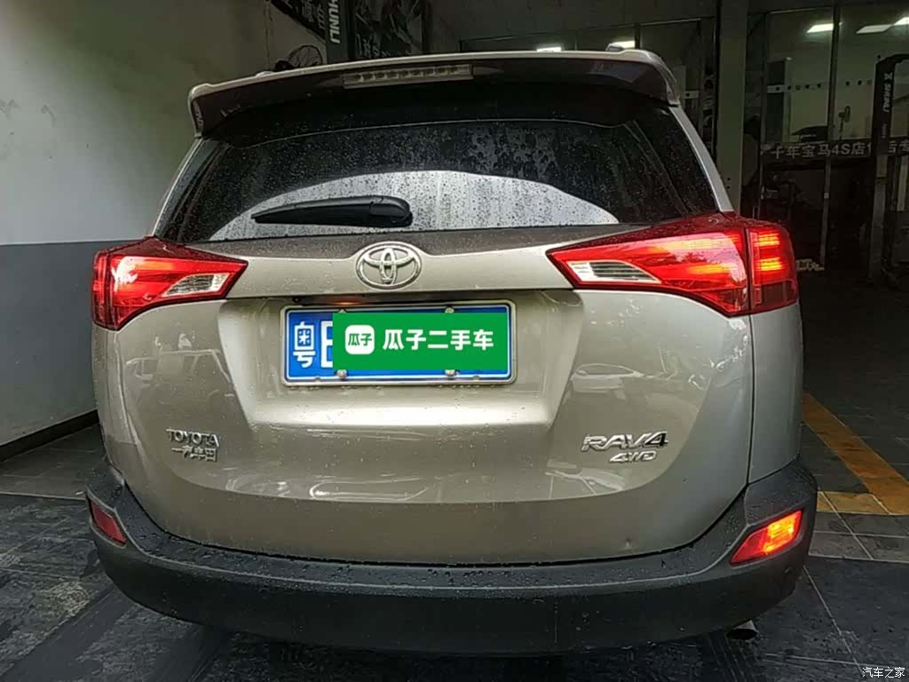 Toyota RAV4, 2014 6