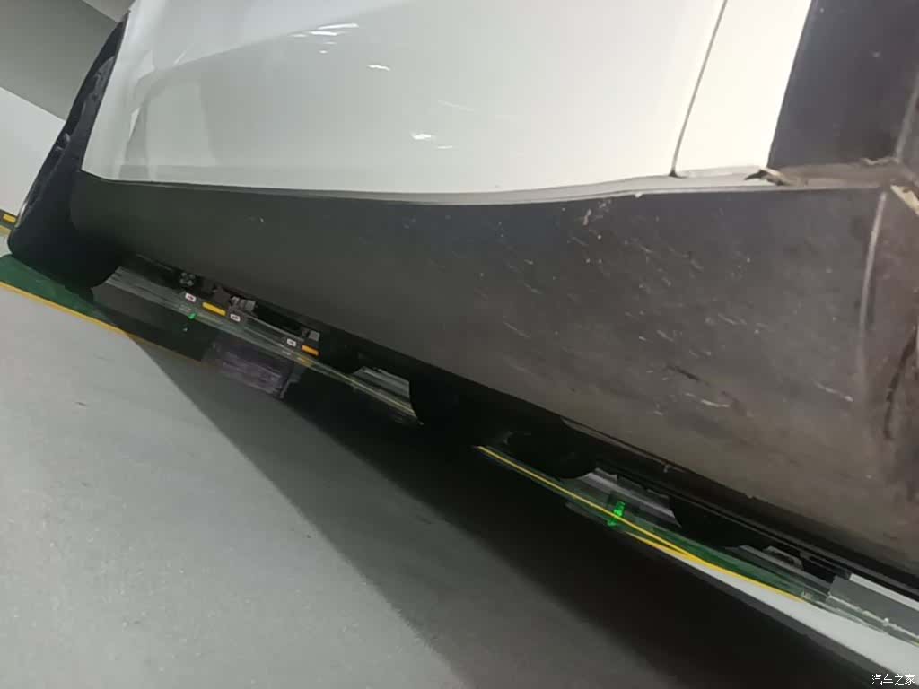 Tesla Model Y, 2023 21