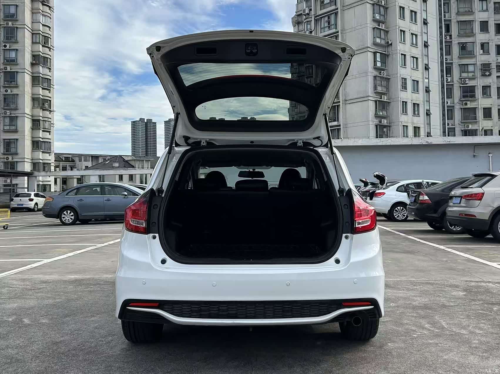 Honda Jade, 2017 15