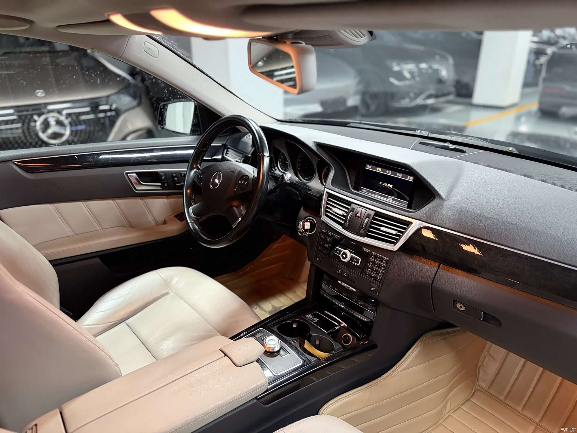 Mercedes-Benz E-Class, 2012 4