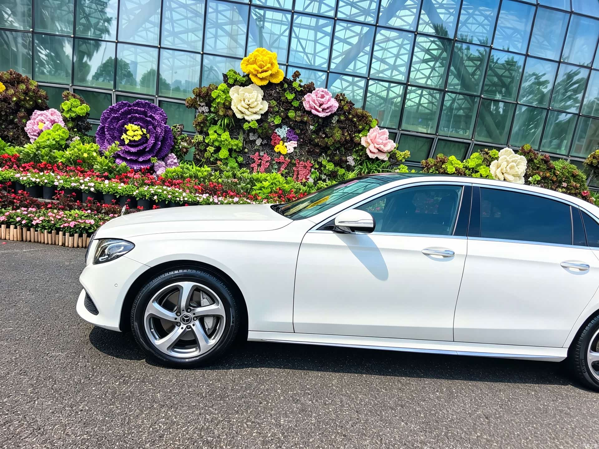 Mercedes-Benz E-Class, 2019 6