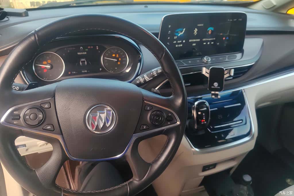 Buick GL8, 2020 12