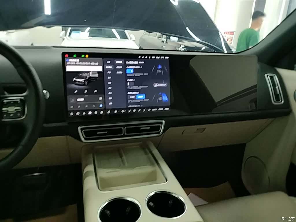 Li Auto L9, 2025 13