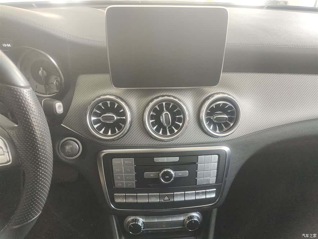 Mercedes-Benz GLA, 2016 9