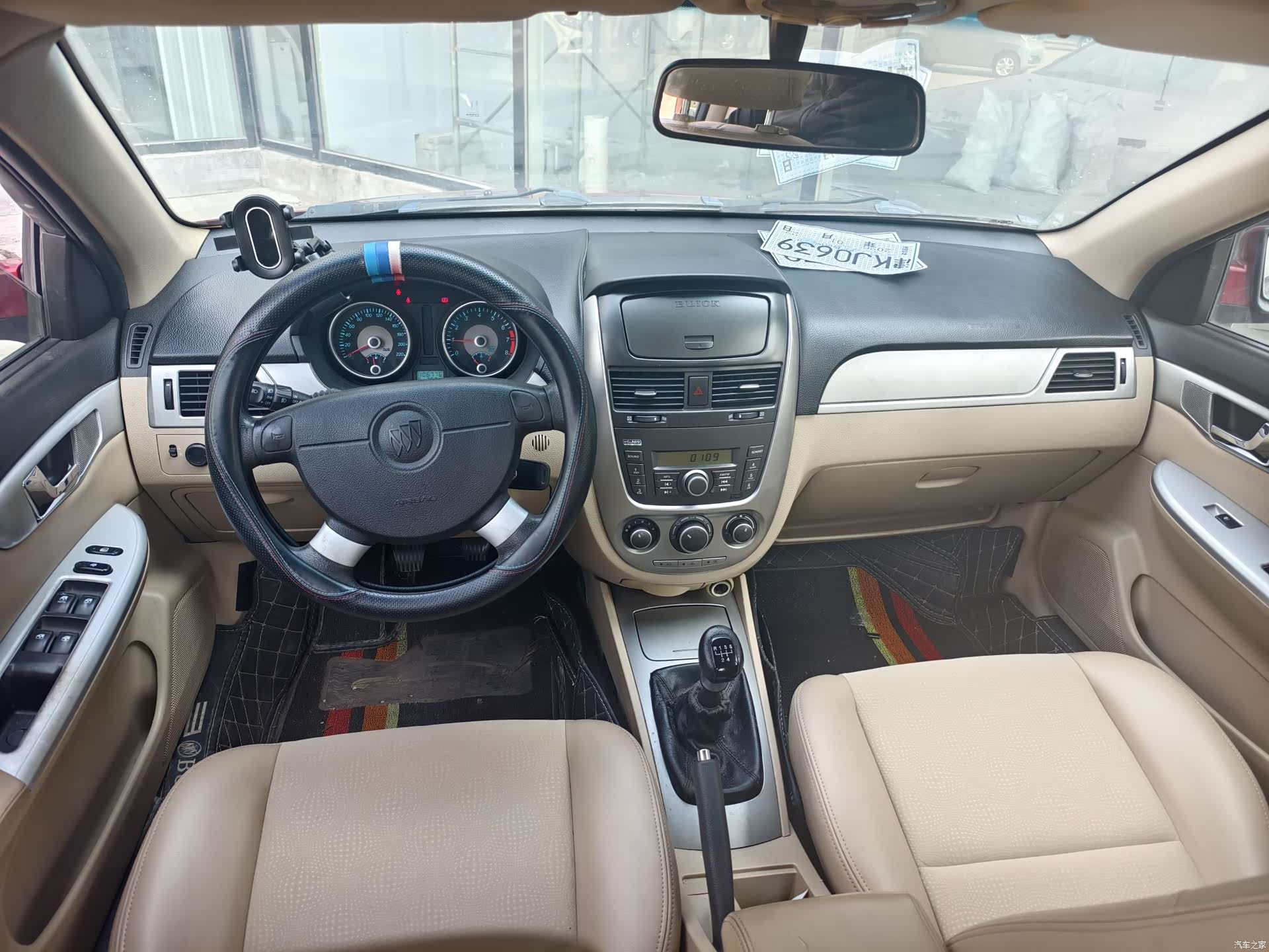 Buick 1.6LX-MT, 2013 7