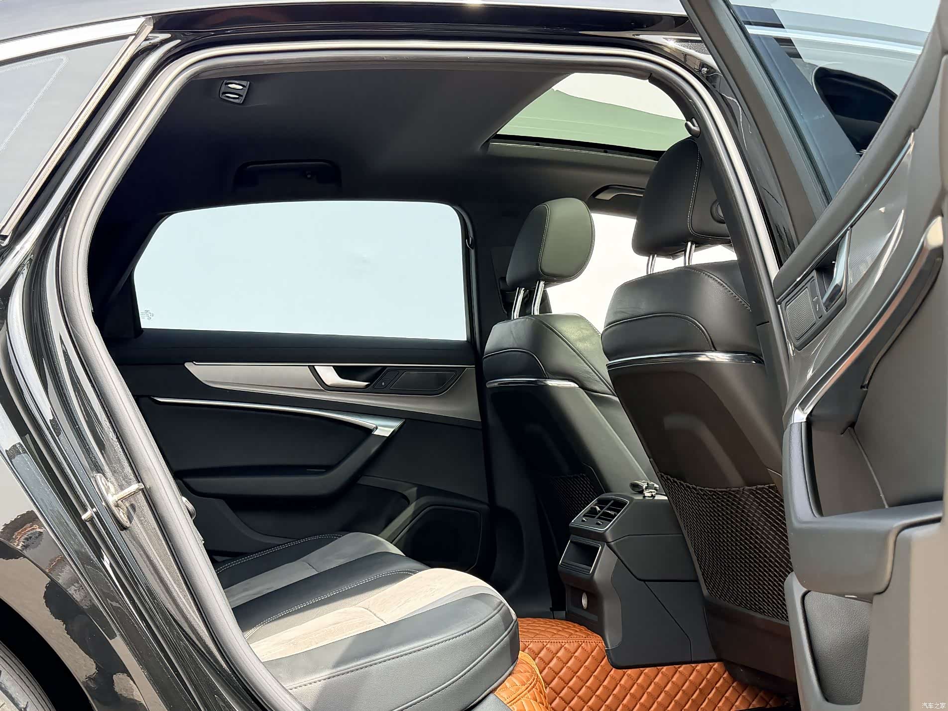 Audi A6L, 2022 10