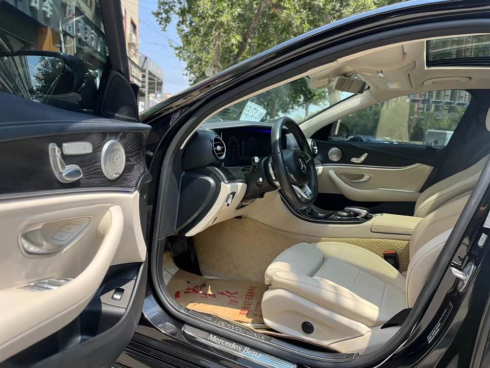 Mercedes-Benz E-class Mercedes-Benz E-class