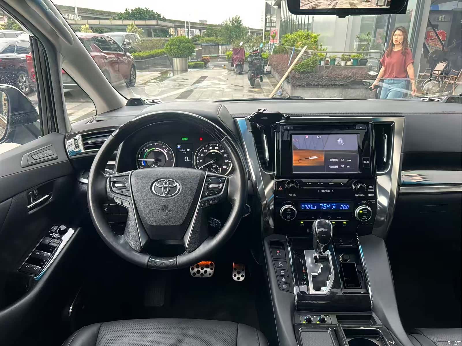 Toyota Vellfire, 2020 15