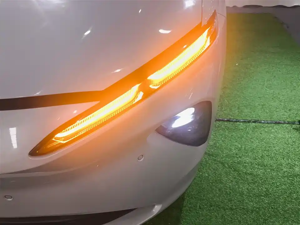 NIO ET7