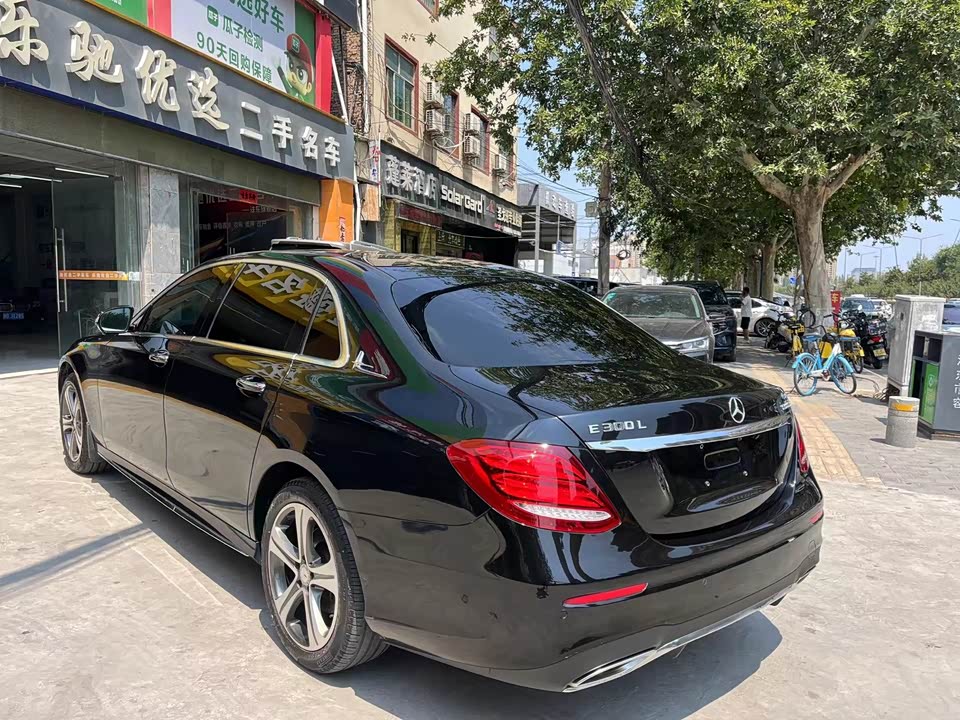 Mercedes-Benz E-class Mercedes-Benz E-class