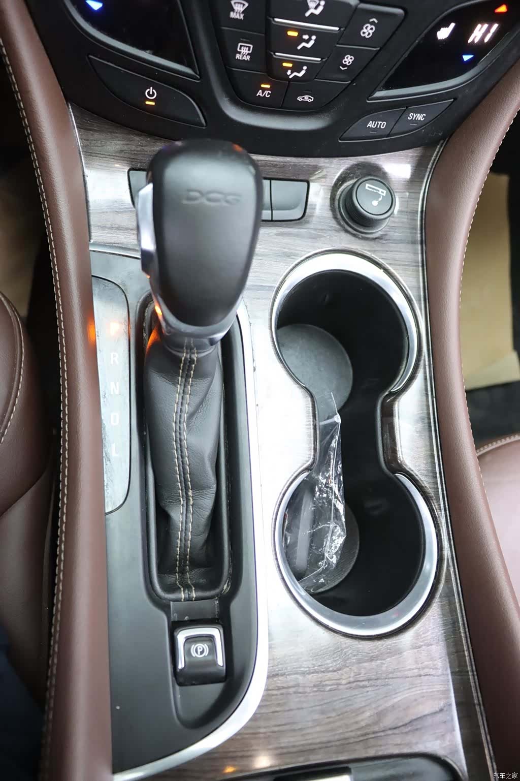 Buick Envision Plus, 2017 10