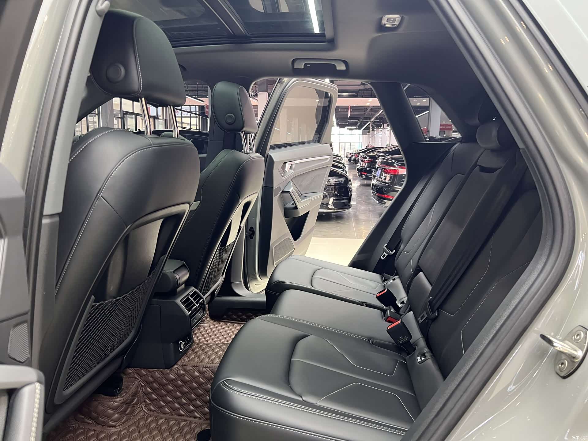 Audi Q3, 2023 9