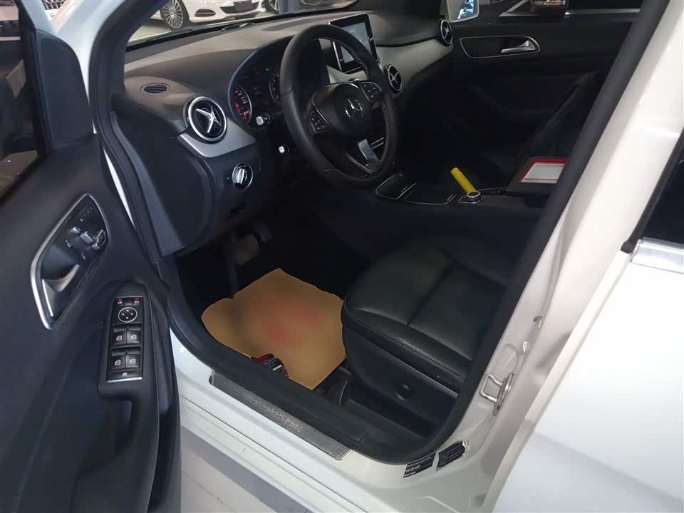 Mercedes-Benz Class B