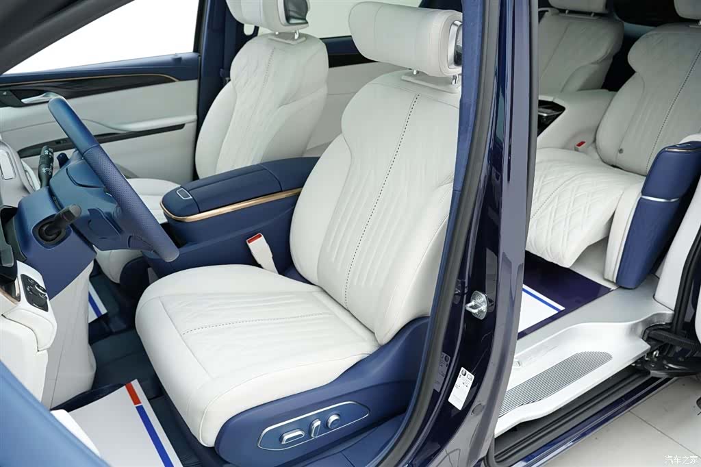 Buick GL8, 2023 7