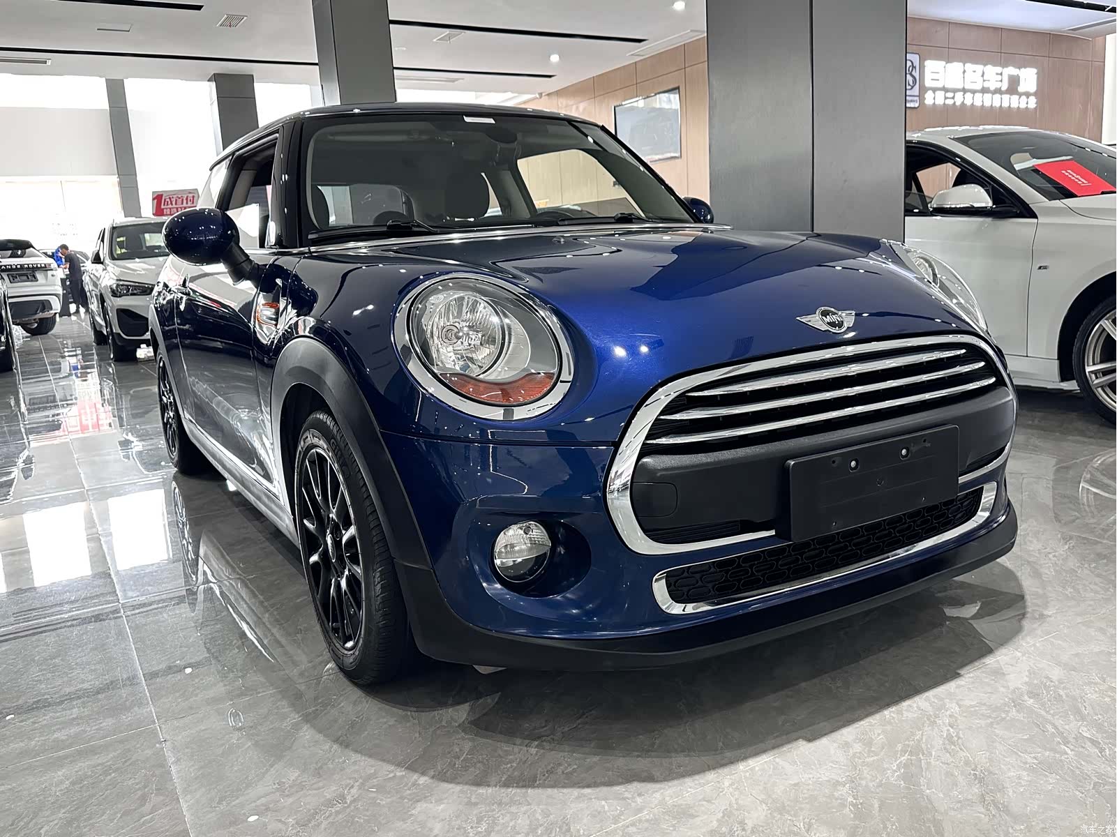 Mini ONE, 2017 3