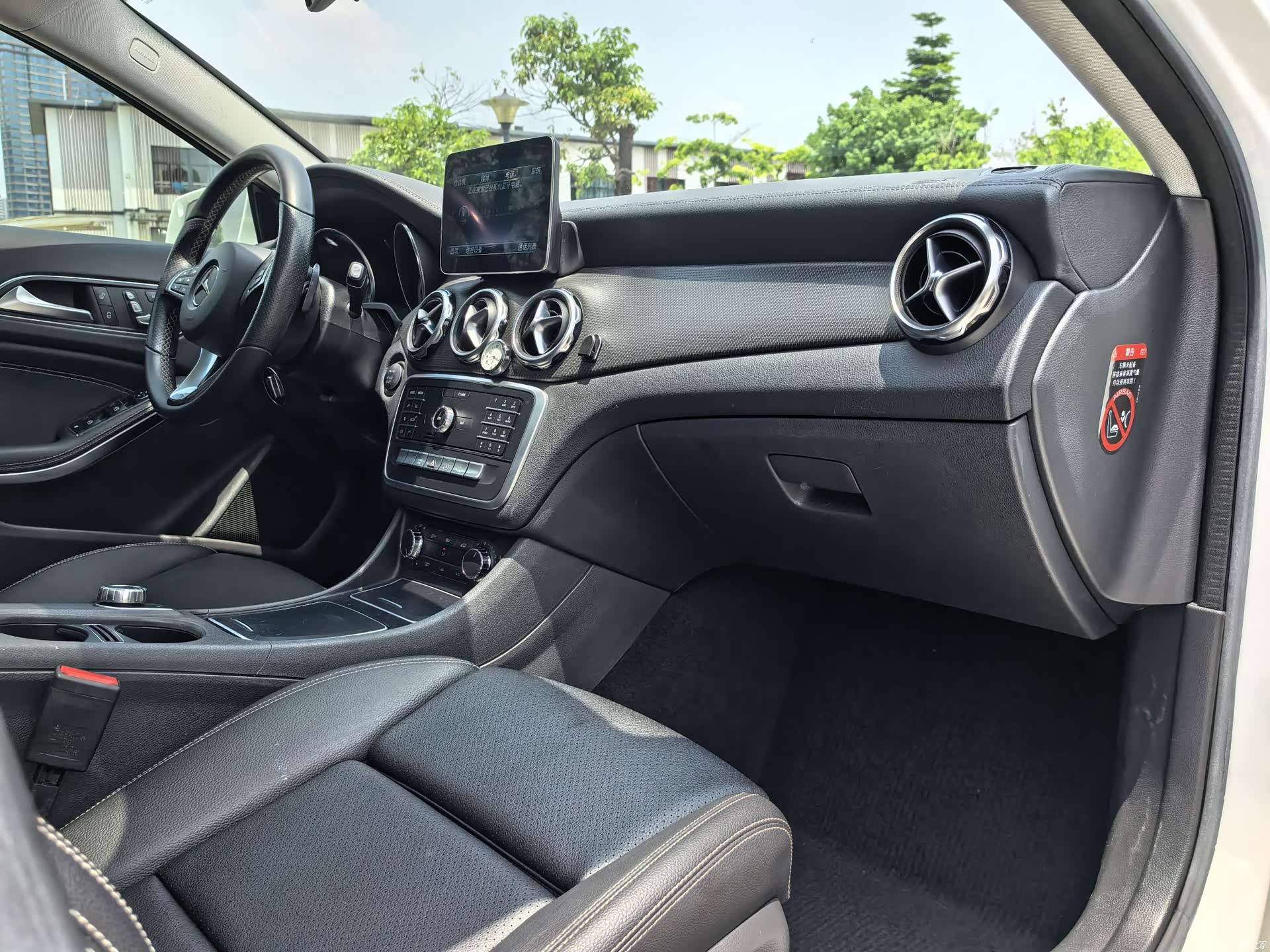 Mercedes-Benz GLA, 2018 13