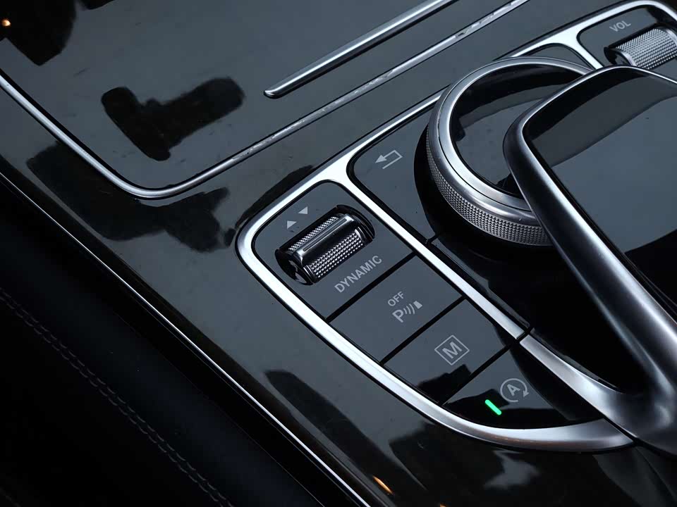 Mercedes-Benz GLC Mercedes-Benz GLC