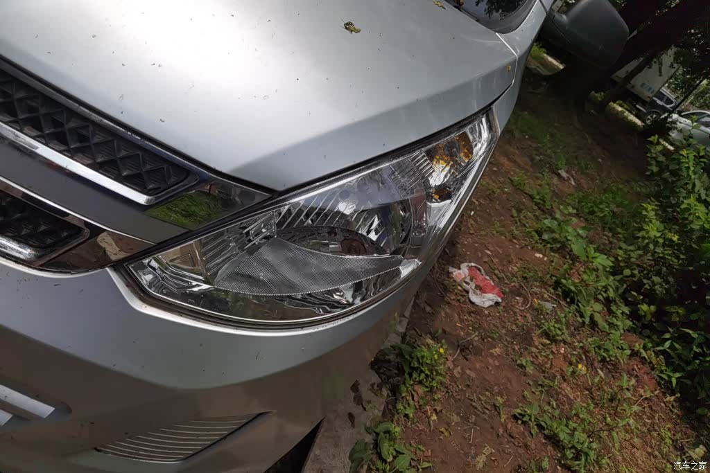 Wuling V, 2017 все фото