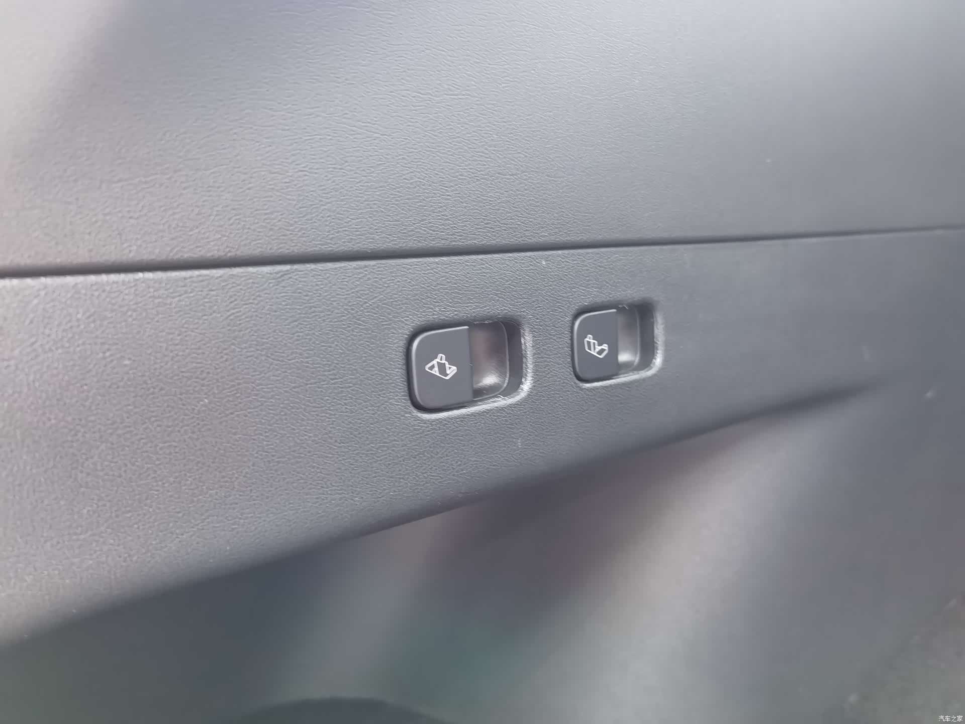 Tesla Model Y, 2024 15