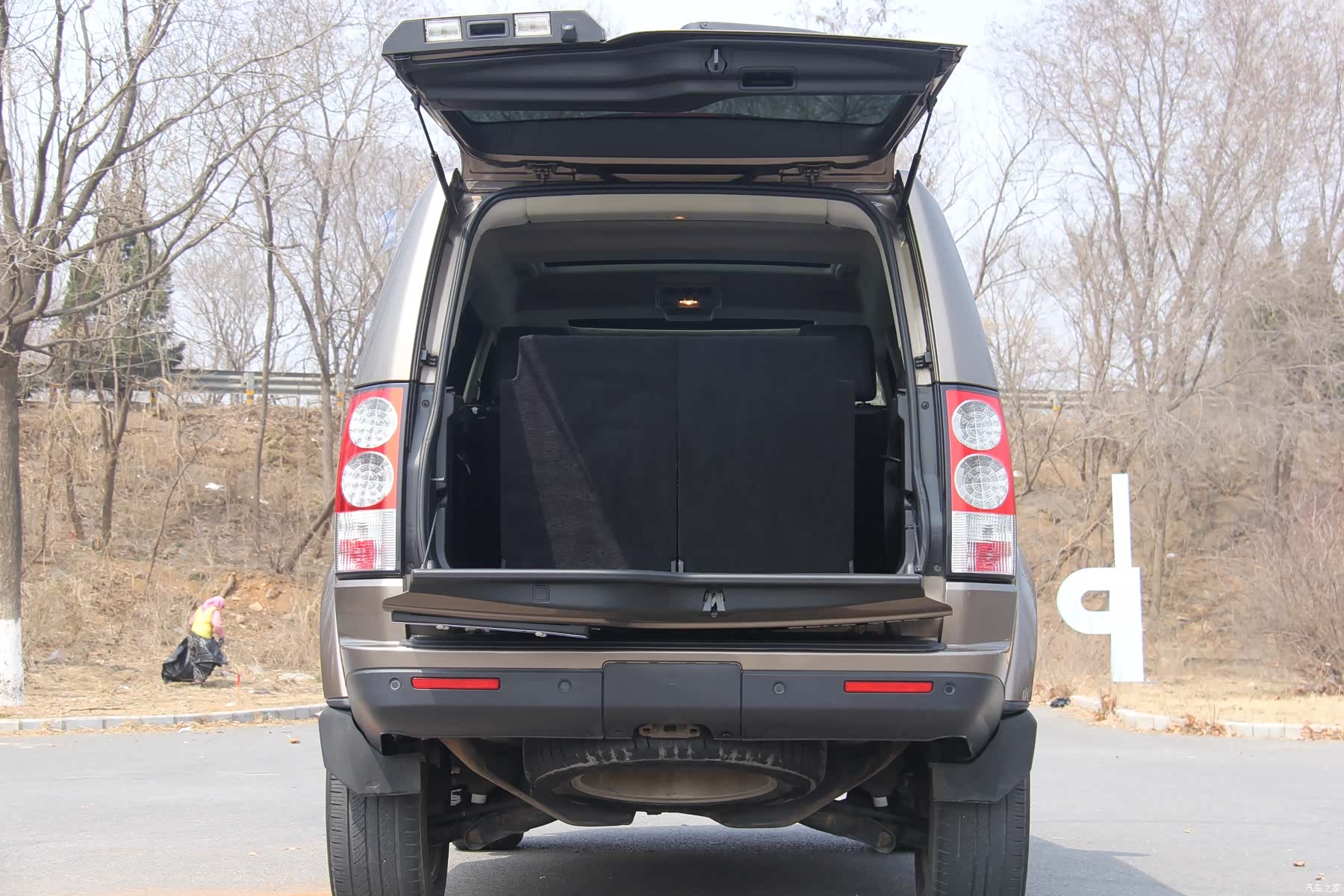 Land Rover Discovery, 2014 9