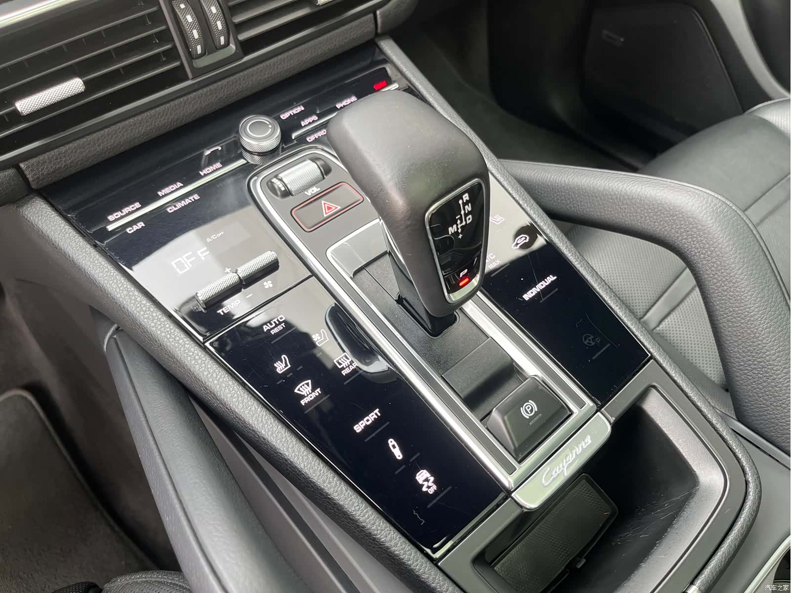 Porsche Cayenne, 2020 10
