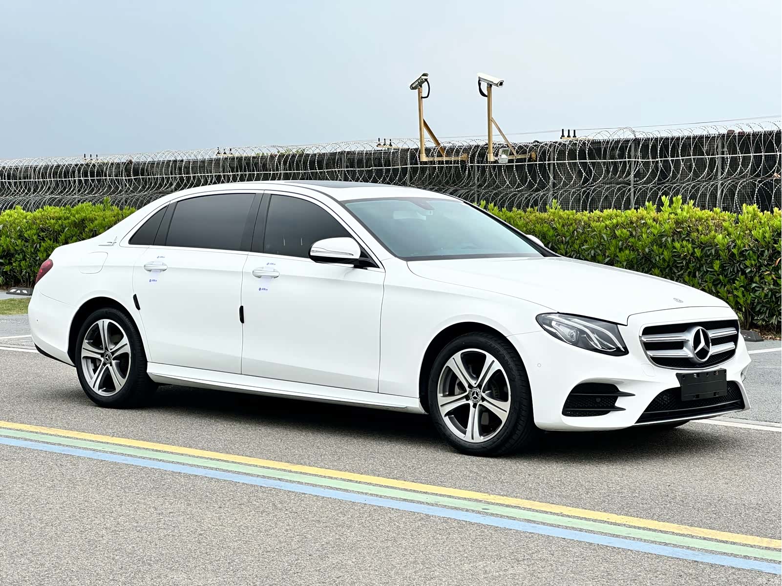 Mercedes-Benz E-Class, 2018 3