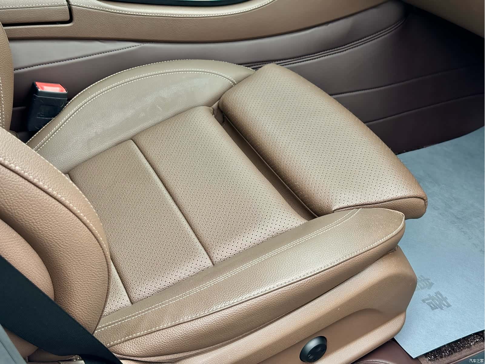 Mercedes-Benz E-Class, 2018 14
