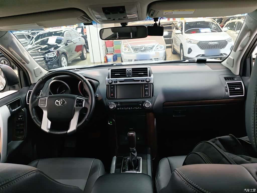Toyota Prado, 2016 10