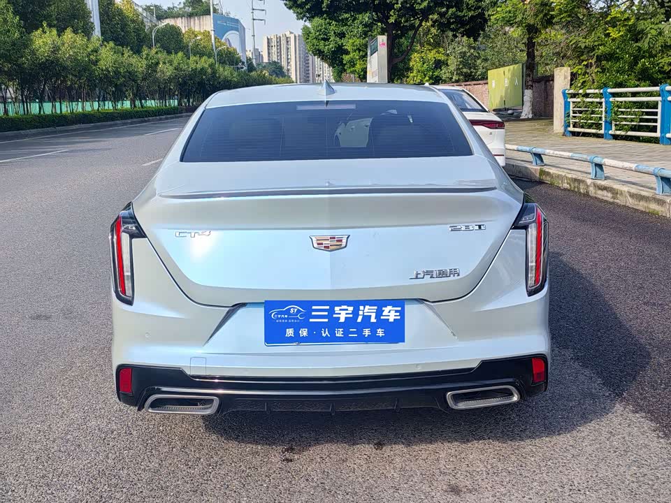Cadillac CT4