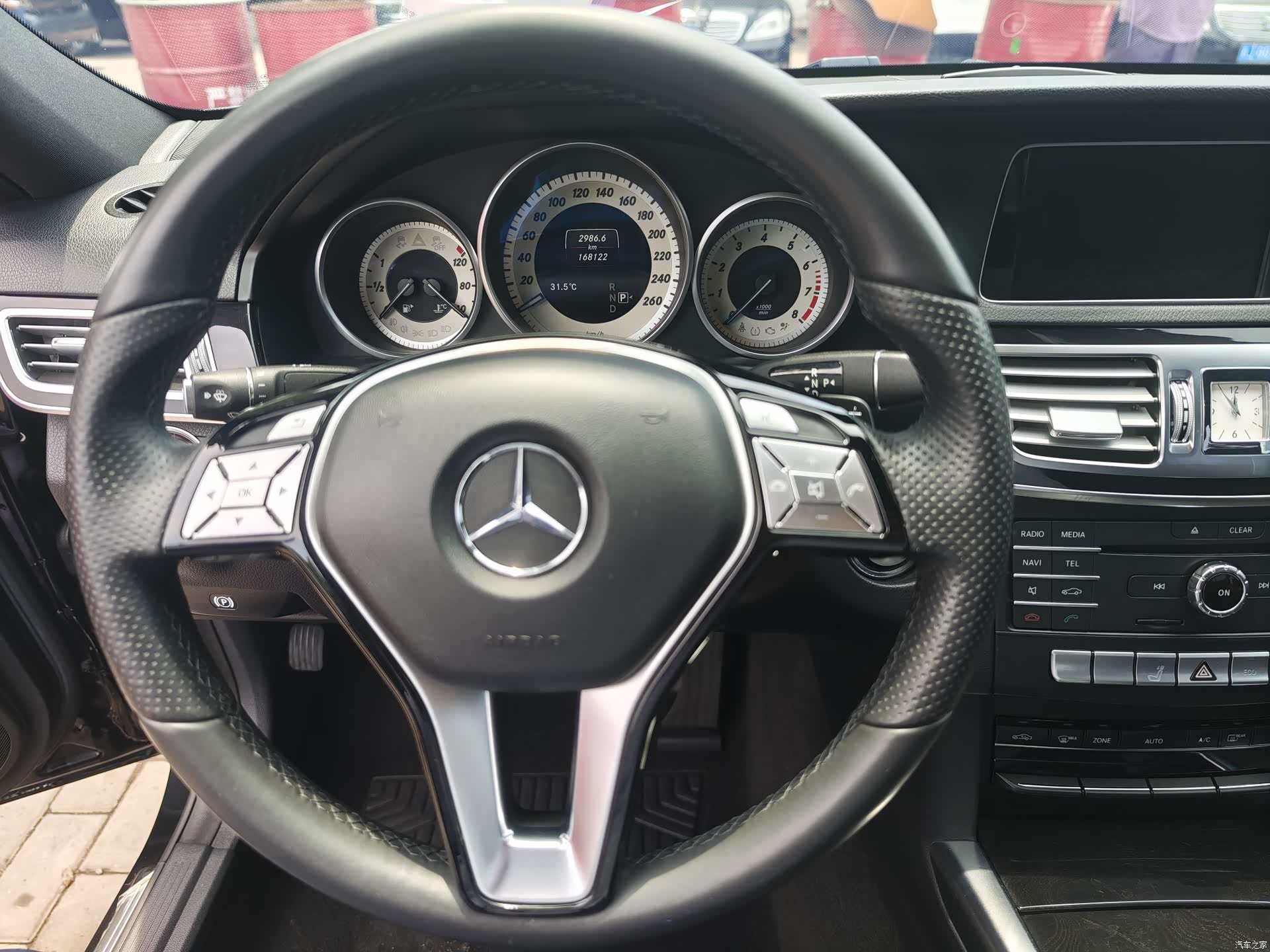 Mercedes-Benz E-Class, 2015 7