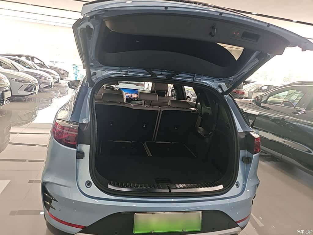 BYD Tang, 2023 19