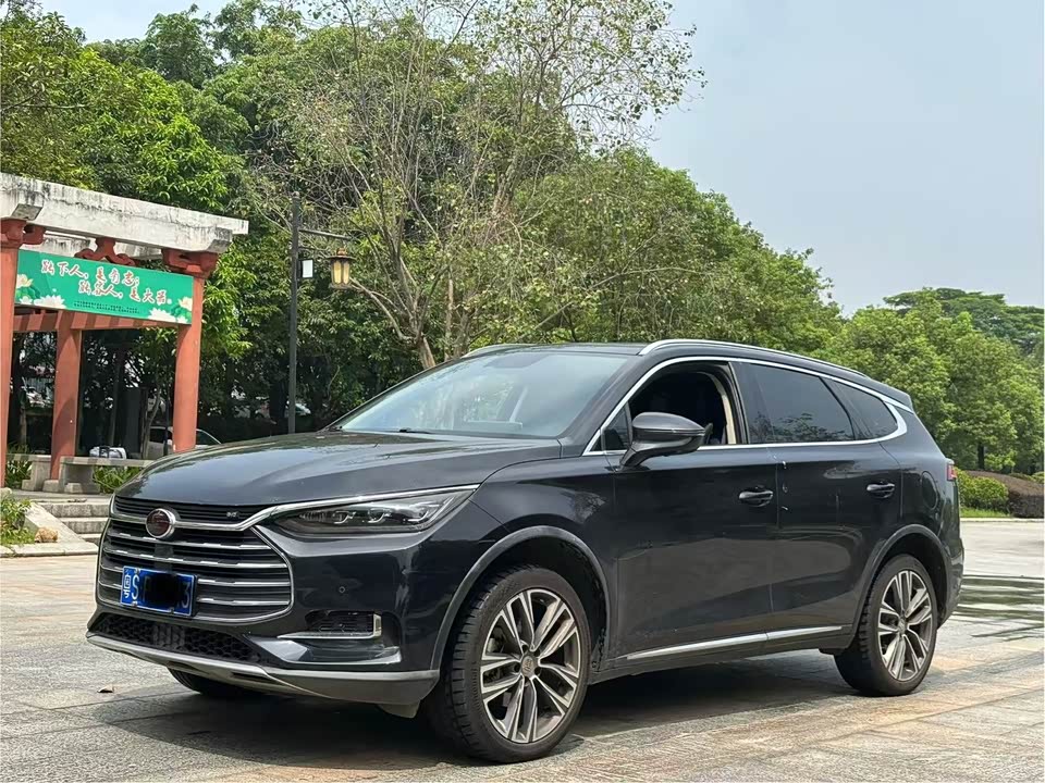 BYD Tang