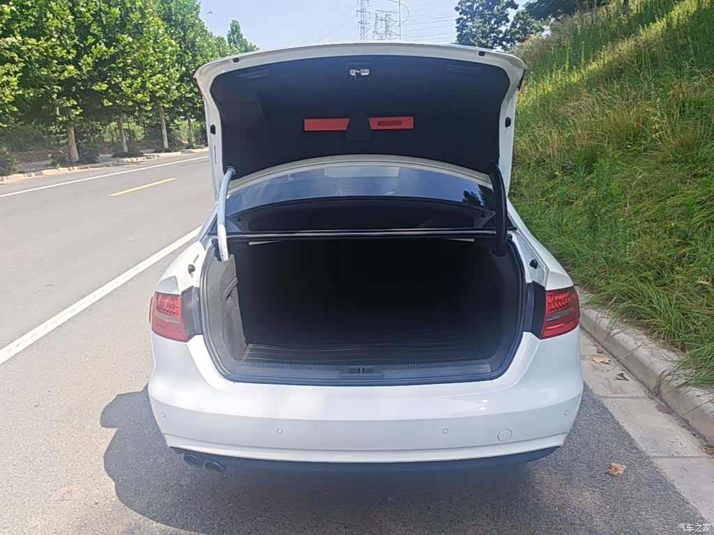 Audi A4L, 2014 19