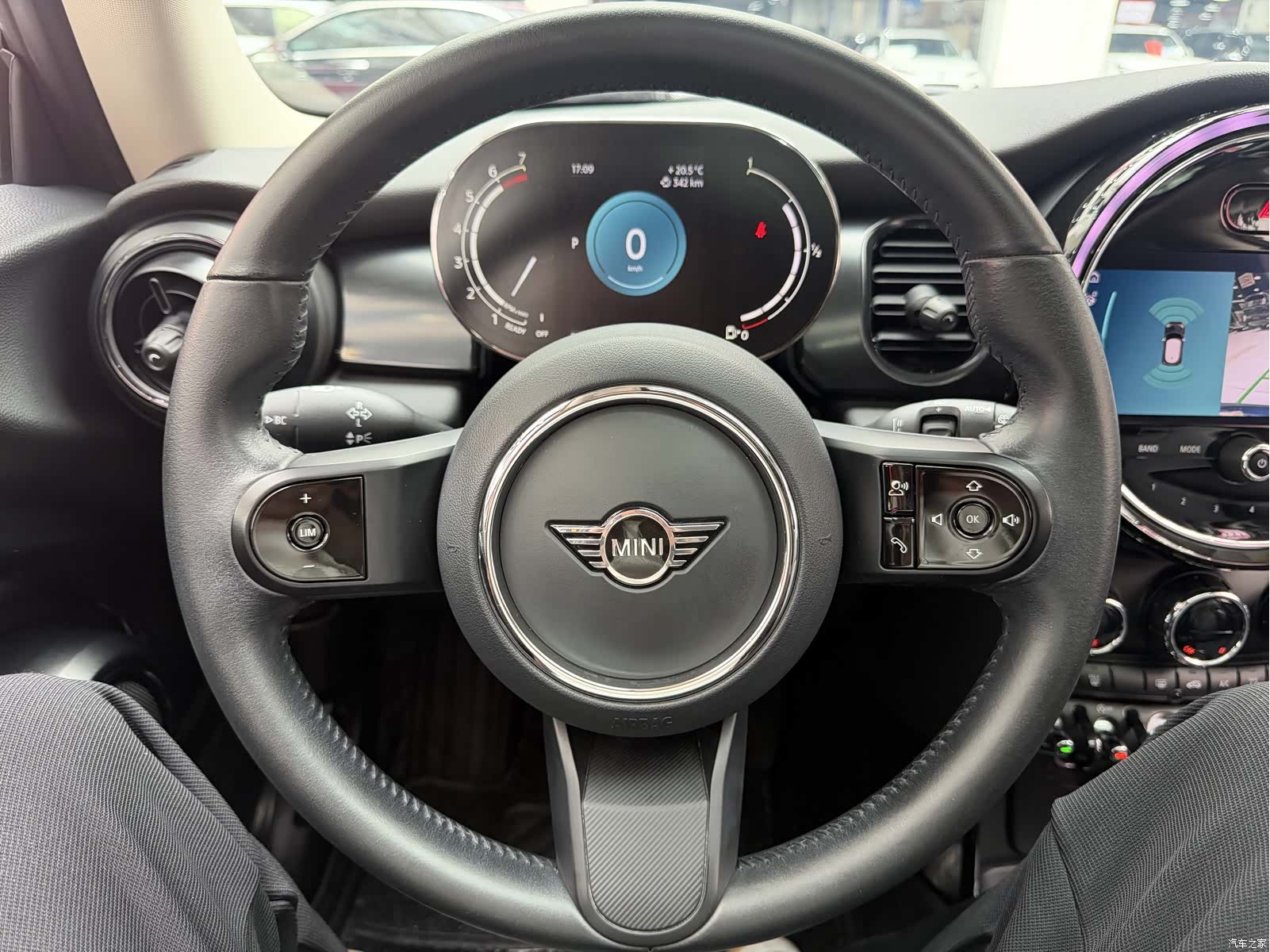 Mini Cooper, 2021 4