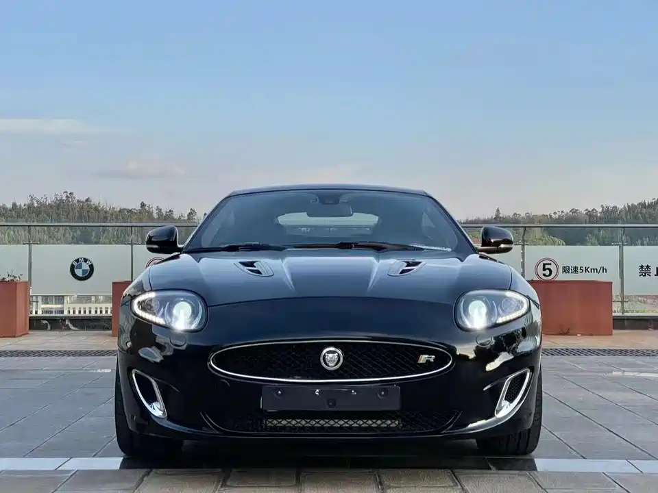 Jaguar XK